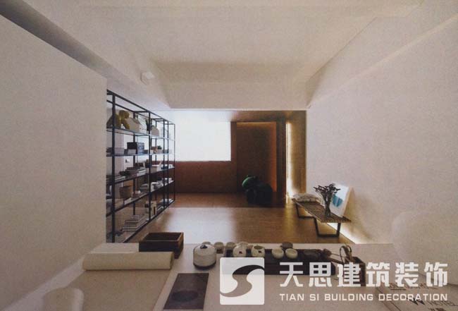 <a href=http://m.zluaqbt.cn/ target=_blank class=infotextkey>合肥辦公室裝修</a>側面書架